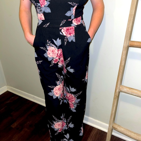 Charlotte Russe Pants - Charlotte Russe Black and Floral Romper Pant Suit